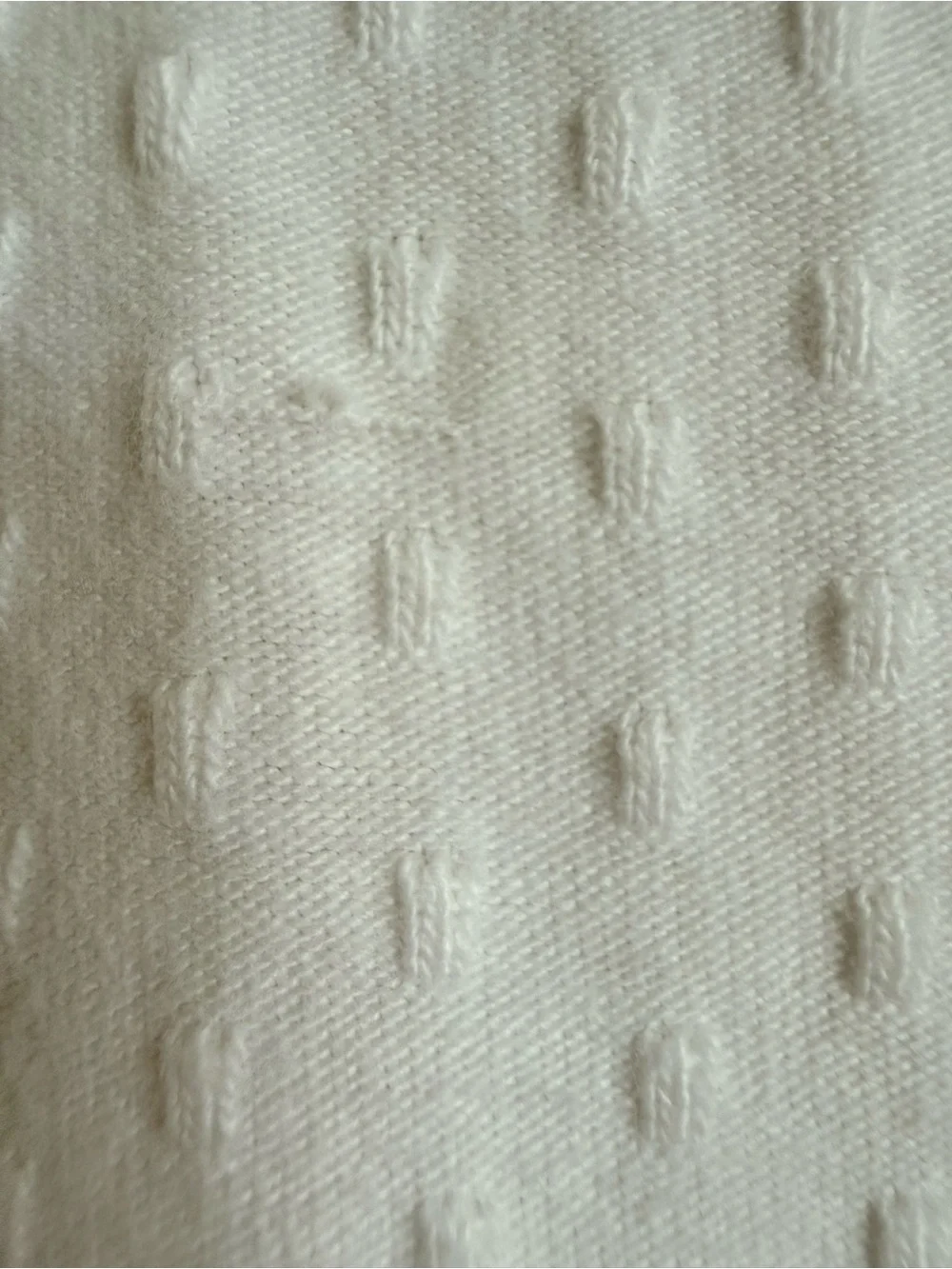 Bisby Girls White Textured Swiss Dot Long Sleeve Top Size 4